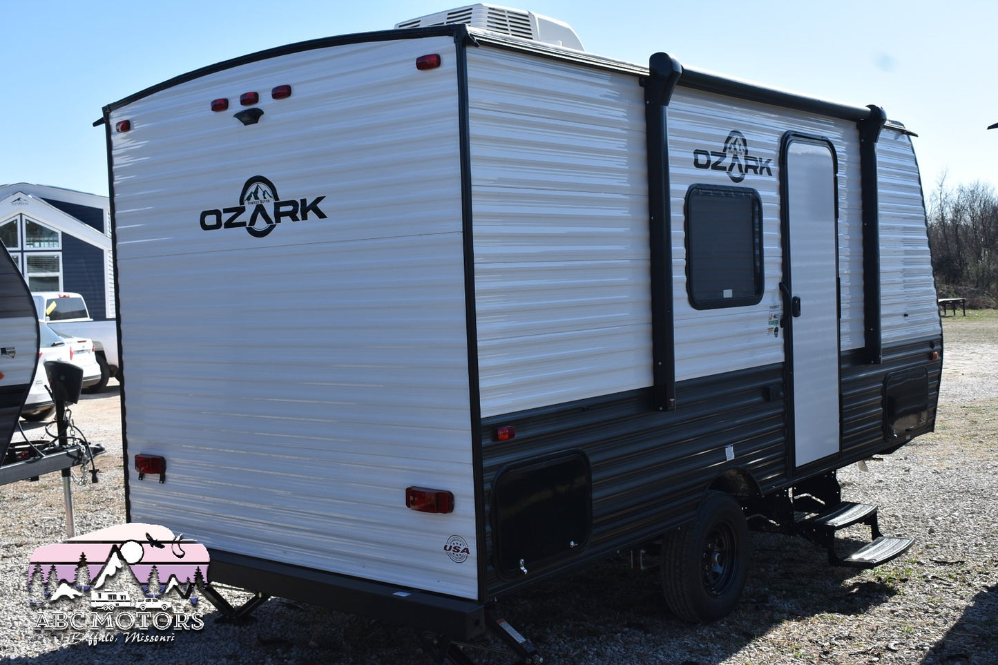 2024 Ozark 1610RBLE Travel Trailer - Length 20.1